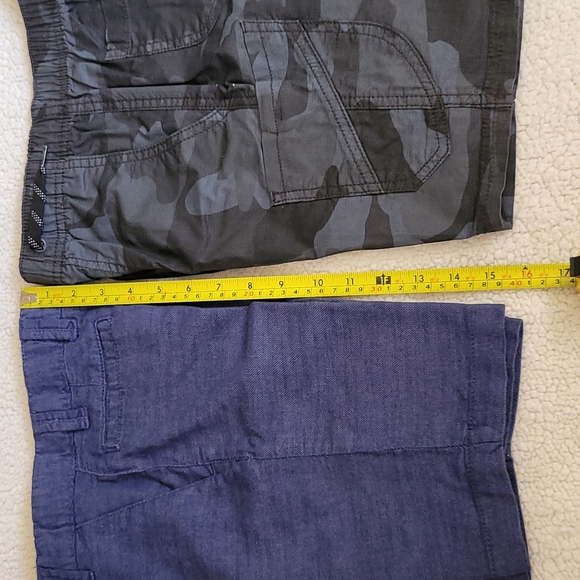 Bundle of Boys Shorts - Picture 14 of 15